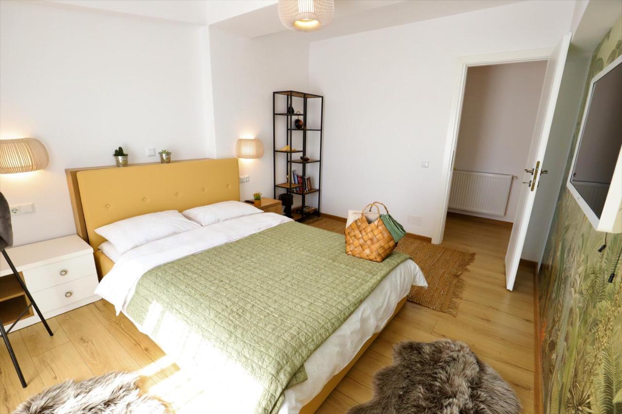 Apartament Central "Casa D'Alba" Alba Iulia Buitenkant foto